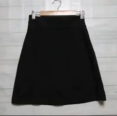 チコ 黒 フレアスカート オフィススタイル 綺麗めコーデ