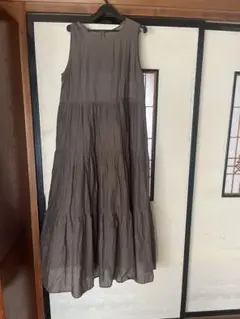 GUノースリーブ ティアードワンピース サイズL