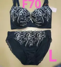 Item thumbnail for item d3d7b7c7-9a02-488e-a30a-4dc6bb0dbc32