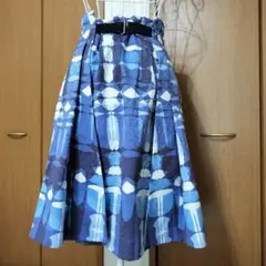 シンクロクロッシングsynchro crossing 透かし柄プリーツスカート