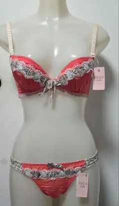 Item thumbnail for item e4203816-abcc-494d-b4cb-430e3baaf685