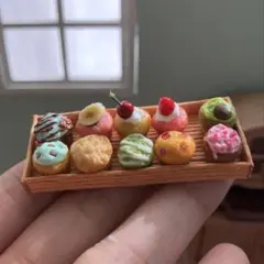 ミニチュアカップケーキ10個アソートpart2 クラフトトレー付き