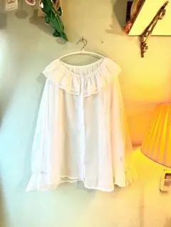 ホワイト シフォン フリルシャツ 長袖　古着　ナチュラル