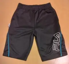 ハーフパンツ　黒　サイズ130　FILA