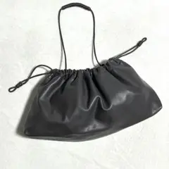 極美品　ミラオーウェン ワイドドロスト 巾着 ギャザー付き クラッチバッグ