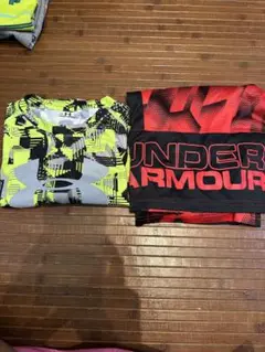 Under Armour Tシャツとショートパンツセット