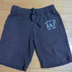 A&F ダークブラウン ハーフパンツ