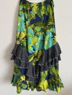 美品⭐︎フラメンコファルダHERMOSAスカート発表会で使用