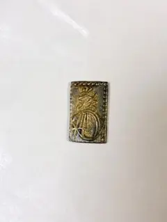 能*ー様 二分判金 古銭 二分金 金貨 江戸〜明治期　重さ2.95g 能*ー様 二分判金 古銭 二分金 金貨 江戸〜明治期 重さ2.95g