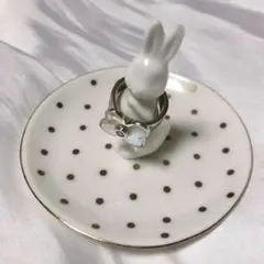 未使用　うさぎ　リングホルダー