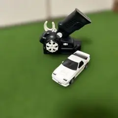 Item thumbnail for item bfa4f55b-3018-4c40-bb0e-5a611e5a8137