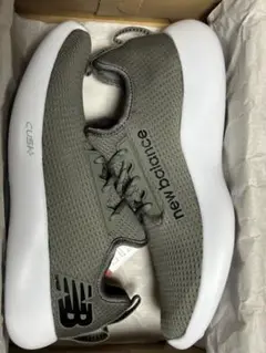 【新品未使用】 New Balance CUSH+ オリーブグリーン（28cm）