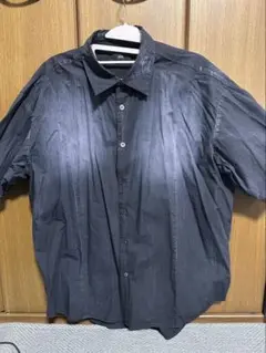 ダークグレー ストライプ 半袖シャツ