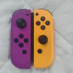 Nintendo Switch ジョイコン 紫とオレンジ