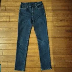Item thumbnail for item e7847f11-53f5-4b01-9a17-8a647ac8c2dc
