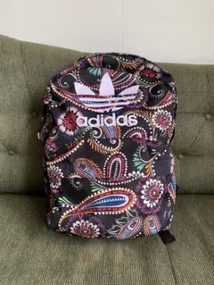 廃盤　激レア　アディダスオリジナルス【adidas】花柄　デザイン激選　リュック adidas 花柄 リュック