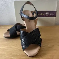 Clarks クラークス サンダル 厚底 ソール 23.5cm レザー