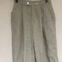 タックパンツ