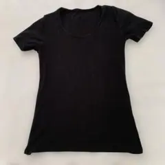 ‼️未使用に近い‼️ユニクロS VTシャツ黒ブラック綿100S縦49✖️横33 cm6