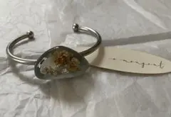 a mongout バングル