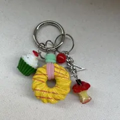 キーホルダー　カラビナ　k