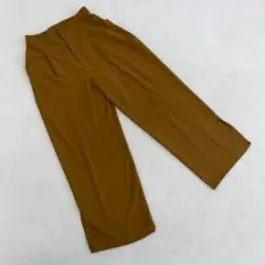⭐️美脚ストレートカラースラックス⭐️キャメル 裾スリット 春夏素材 後ろゴム