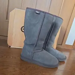 Item thumbnail for item 051de71f-4e46-40e7-ac54-703893e3f58c