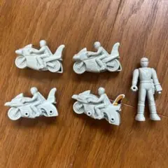 カクレンジャー　フィギュア