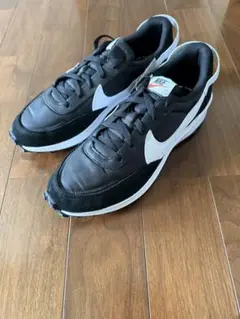 NIKE WAFFLE DEBUT