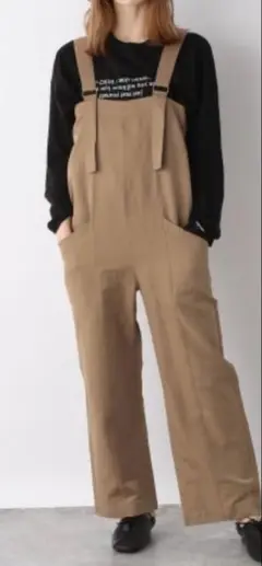 サロペット