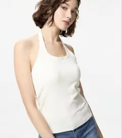 UNIQLOユニクロ　オープンバックホルターブラトップ　カップ付き　M ホワイト