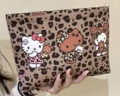 ハローキティ ヒョウ柄ポーチ