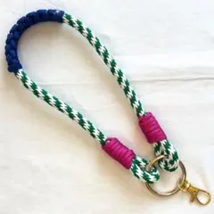 ハンドストラップ　パラコード　緑×ピンク×青