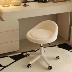 クリーム色オフィスチェア 360°回転