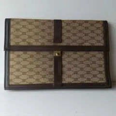 Item thumbnail for item fd53e04a-6b2a-4b1b-89ef-dbddd2b53b03