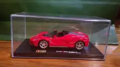 フェラーリ ミニカー ケース入り
