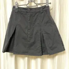 黒のプリーツスカート L/160