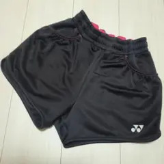ヨネックス ブラック ショートパンツ
