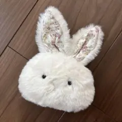 リバティ　ウサギの耳付きフェイクファー人形