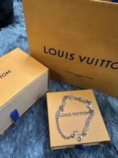 Item thumbnail for item 9bde0492-2f68-419e-8fb3-7d0b041862d7