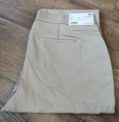 ☆新品未使用☆UNIQLO　ポンチスティックスリムパンツ　XLサイズ　ベージュ