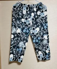 【新品タグ付き】7分丈パンツ 花柄 M〜L ブルー×ホワイト