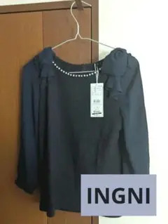 【INGNI】新品未使用 素材切り替えトップス