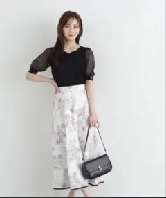 Proportion Body Dressingモノトーンシアーフラワースカート
