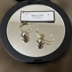 SALON ピアス