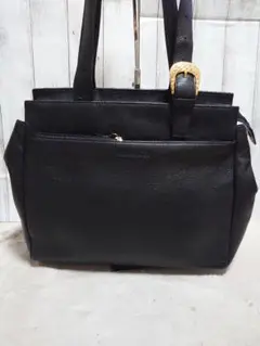 【最終価格❢】ニナリッチ✾牛革 ✾ショルダーバッグ•肩掛け可能❦大容量