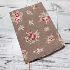 YUWA花柄　ブックカバー 文庫本サイズ しおり付き ハンドメイド