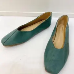 Item thumbnail for item d3cefdbc-1e1c-4bec-ace2-8a8da8c1e707