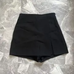 ZARA ハイウエストブラックショートパンツ Sサイズ