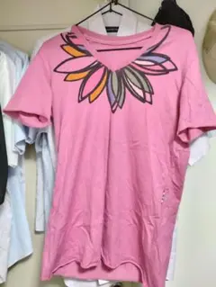 SHANTII✕ウノピューノ花模様 ピンク Tシャツ